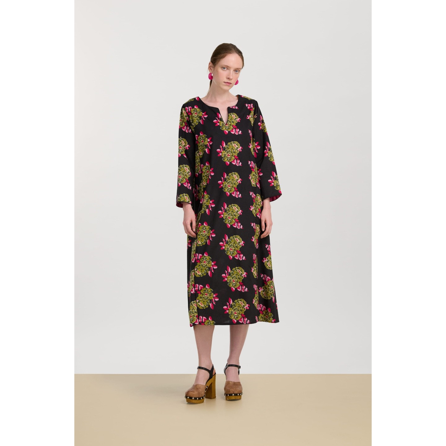 Sara kaftan suiko flower black